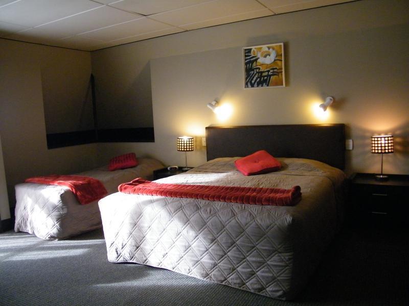 136 On Bealey Motel Christchurch Exterior photo