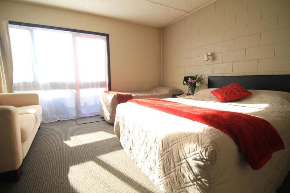 136 On Bealey Motel Christchurch Exterior photo